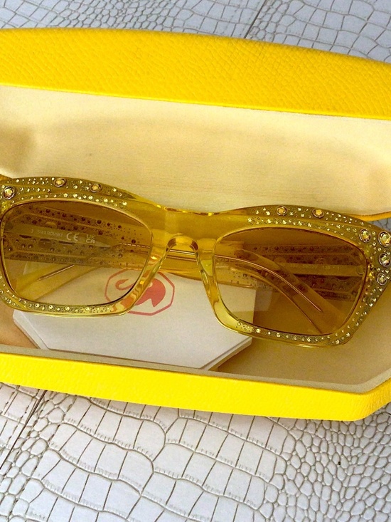 Rare NWT Swarovski Shiny Yellow w/ Crystal Accent Frame/ Roviex Lens Sunglasses main image 9